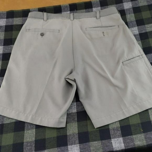 PGA Tour Men’s Gray Golf Shorts size 34w - Picture 2 of 7